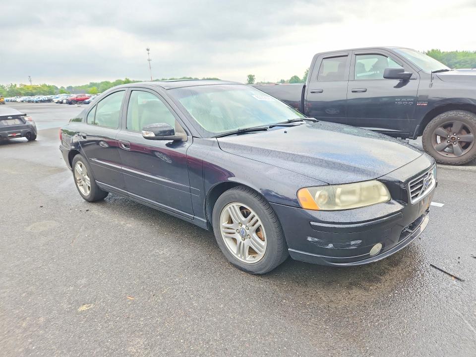2007 Volvo S60 VIN YV1RS592972639781 COPART salvage auction — SIDE, NJ - CERT OF TITLE-SALVAGE, sold $125 on 2026-08-20 (photo 4)