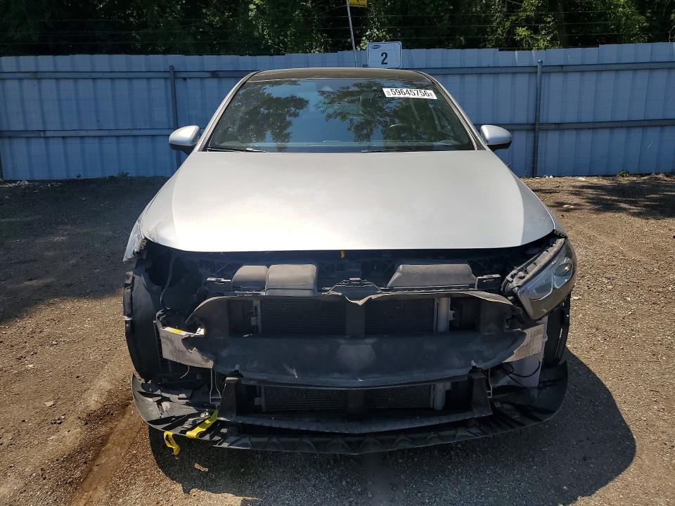 2019 Mercedes-benz A-class VIN WDD3F4HB3KJ109984 COPART salvage auction — FRONT END, ON - PERMIT NO BRAND - UNFIT, sold $7,700 on 2026-08-20 (photo 5)