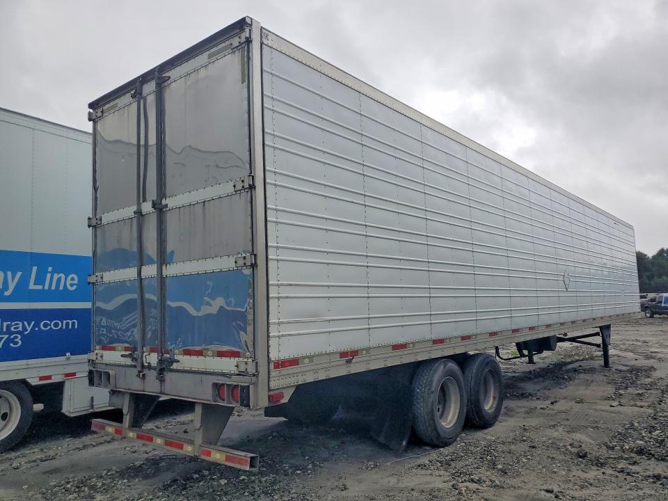 2009 Util All models VIN 1UYVS25359U708511 COPART salvage auction — MINOR DENT/SCRATCHES, ME - CERTIFICATE OF TITLE, sold $2,200 on 2026-07-28 (photo 3)