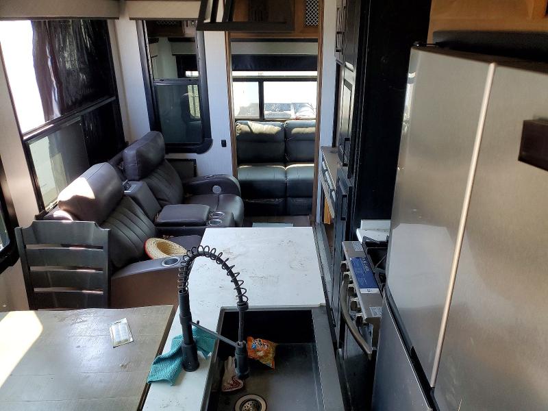 2022 Heartland rv Recreation VIN 5SFBG4821NE504470 COPART salvage auction — FRONT END, OR - CERTIFICATE OF TITLE, sold $2,600 on 2026-07-28 (photo 6)