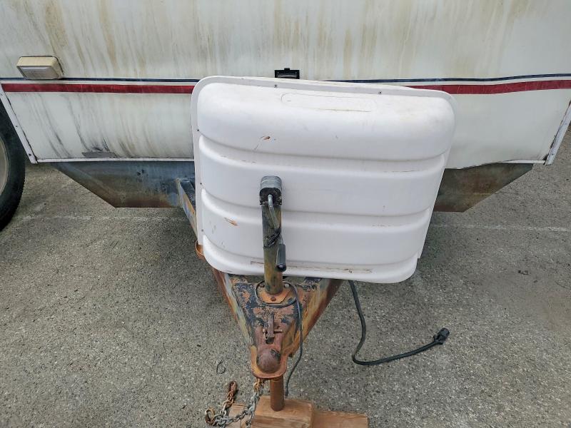 2000 Fleetwood Terry VIN 1EA1G312XY1581193 COPART salvage auction — NORMAL WEAR, CA - DIS/DLR/EXP ONLY CLEAN TITLE, sold $325 on 2026-07-28 (photo 7)