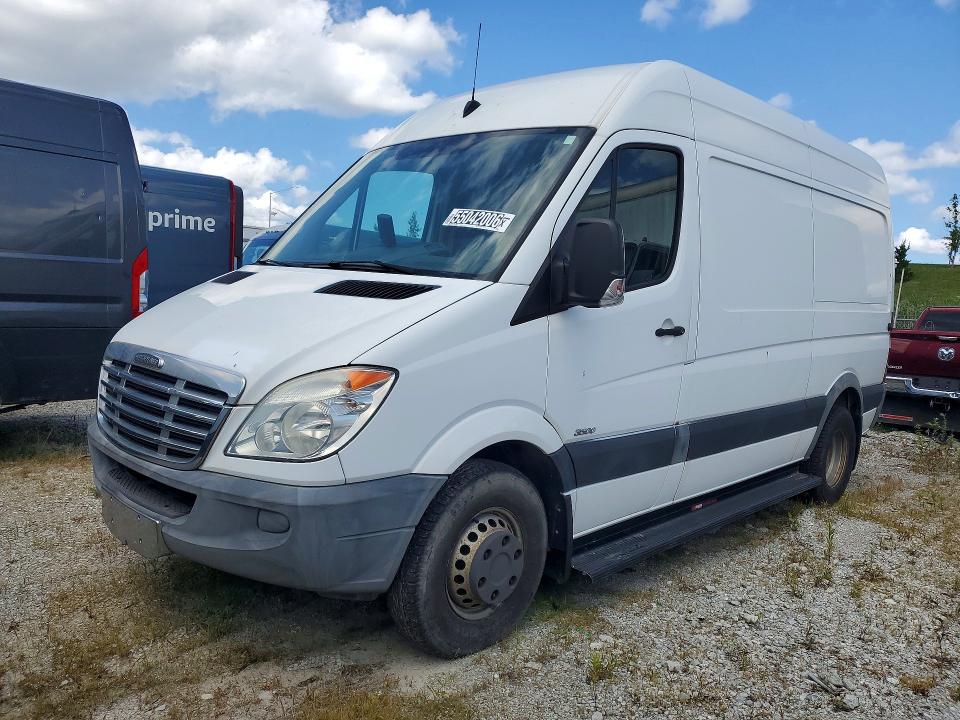 2013 Freightliner Sprinter VIN WDYPF0CC0D5815007 COPART salvage auction — NORMAL WEAR, IN - CERTIFICATE OF TITLE, sold $2,650 on 2026-07-28 (photo 1)