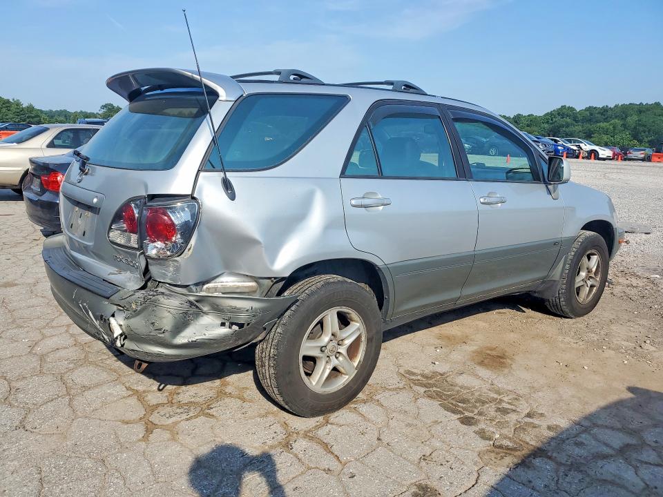 2002 Lexus Rx300 VIN JTJHF10U720289517 COPART salvage auction — REAR END, Pa - Certificate Of Salvage, sold $575 on 2026-07-27 (photo 3)