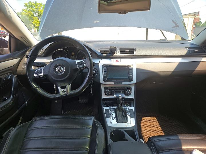 2011 Volkswagen Passat VIN WVWHN9AN1BE706967 COPART salvage auction — NORMAL WEAR, On - Permit No Brand - Unfit (P), sold $925 on 2026-08-04 (photo 9)