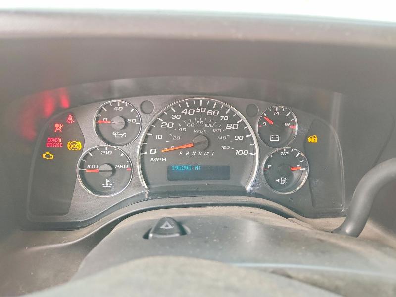 2011 Chev Express VIN 1GB0G2BA4B1108863 COPART salvage auction — MECHANICAL, PA - CERT OF TITLE, sold $1,600 on 2026-07-28 (photo 8)