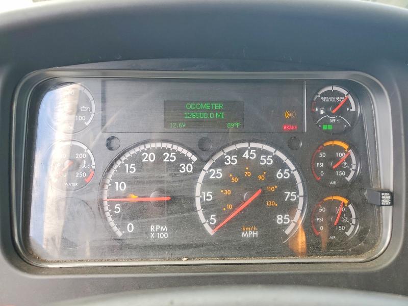 2019 Freightliner All other VIN 3ALACWFCXKDKR3677 COPART salvage auction — MINOR DENT/SCRATCHES, CT, sold $26,000 on 2026-08-20 (photo 9)