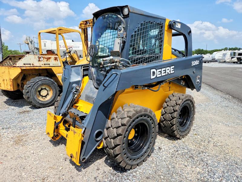 2010 John deere 326d VIN 1T0326DLTA0187350 COPART salvage auction — MINOR DENT/SCRATCHES, FL - BILL OF SALE, sold $3,300 on 2026-07-24 (photo 2)