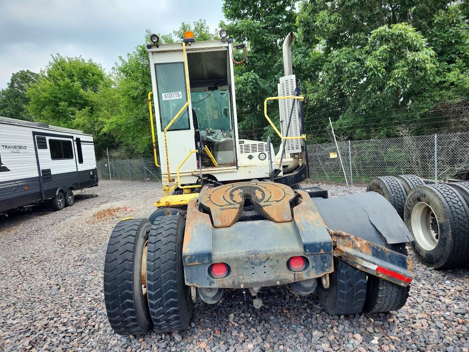 2017 Autocar All other VIN 516G4G4B1HH223906 COPART salvage auction — NORMAL WEAR, IN - CERTIFICATE OF TITLE, sold $475 on 2026-07-30 (photo 6)