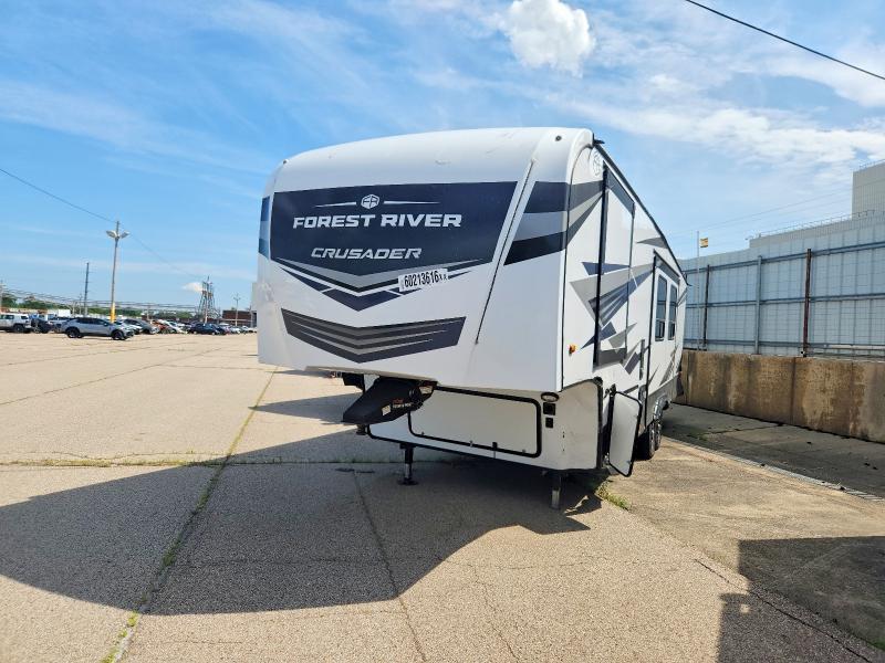 2025 Foresriver Crusader VIN 5ZT3CSVB2SG128212 COPART salvage auction — ROOF, PO, sold $23,200 on 2026-07-29 (photo 2)
