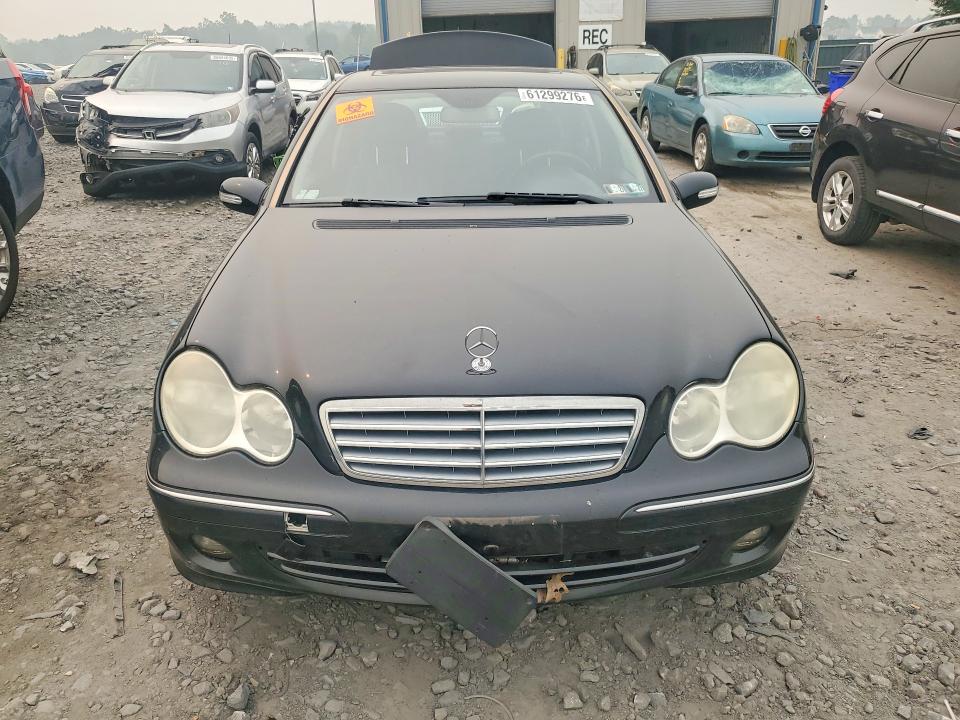 2007 Mercedes-benz C class VIN WDBRF92H27F901101 COPART salvage auction — WATER/FLOOD, Pa - Cert Of Salvage-W=Flood Veh, sold $2 on 2026-07-29 (photo 5)