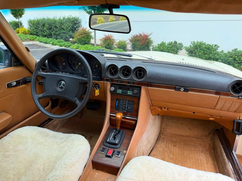 1980 Mercedes-benz Sl-class VIN WDB10704412063683 COPART salvage auction — MINOR DENT/SCRATCHES, Or - Certificate Of Title (P), sold $7,600 on 2026-07-29 (photo 9)