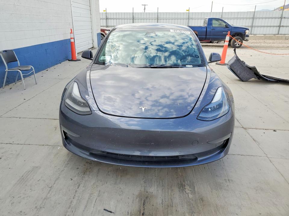 2022 Tesla Model 3 VIN 5YJ3E1EA7NF372482 COPART salvage auction — REAR END, Ut - Certificate Of Title, sold $200 on 2026-07-22 (photo 5)