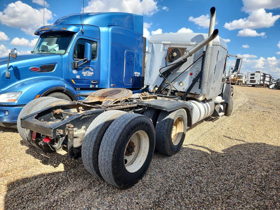 2011 Mack All other VIN 1M1AN09YXBM008312 COPART salvage auction — FRONT END, TX - SALVAGE VEHICLE TITLE (P), sold $300 on 2026-07-30 (photo 3)