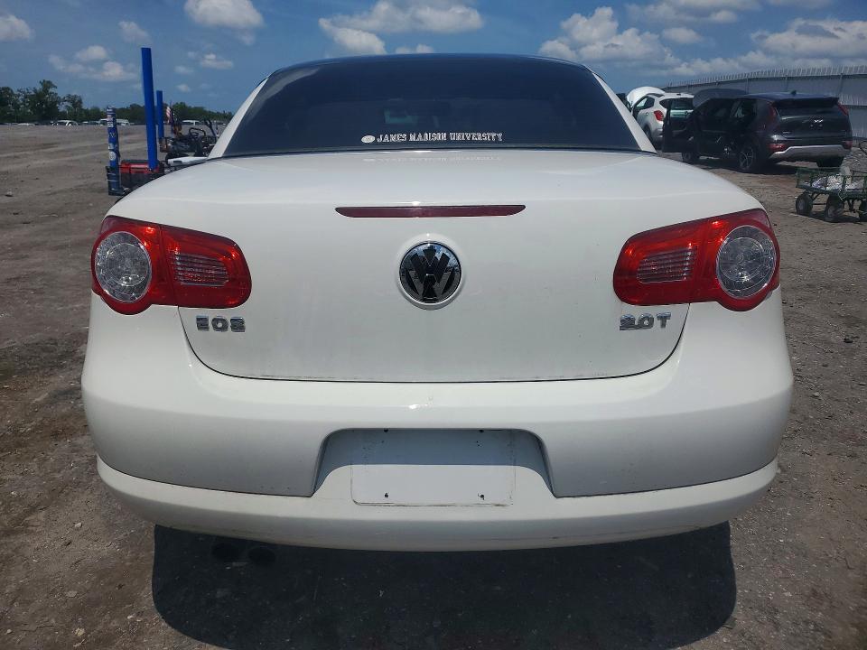 2008 Volkswagen Eos VIN WVWBA71F68V010399 COPART salvage auction — FRONT END, VA - CERT OF TITLE - SALVAGE, sold $575 on 2026-07-29 (photo 6)
