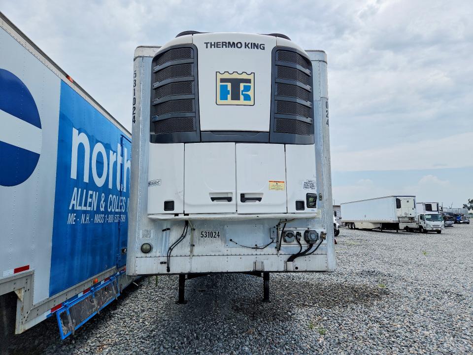 2014 Utility trailer manufacture VIN 1UYVS2532EM920602 COPART salvage auction — MINOR DENT/SCRATCHES, CT, sold $5,300 on 2026-08-04 (photo 5)