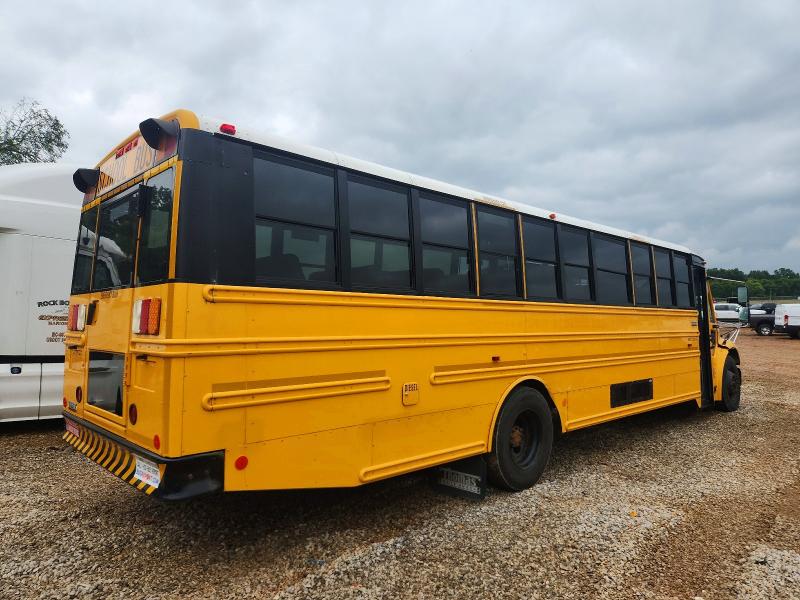 2015 Freightliner All other VIN 4UZABRDT8FCFW6873 COPART salvage auction — NORMAL WEAR, TN - CERTIFICATE OF TITLE, sold $2,050 on 2026-08-21 (photo 4)