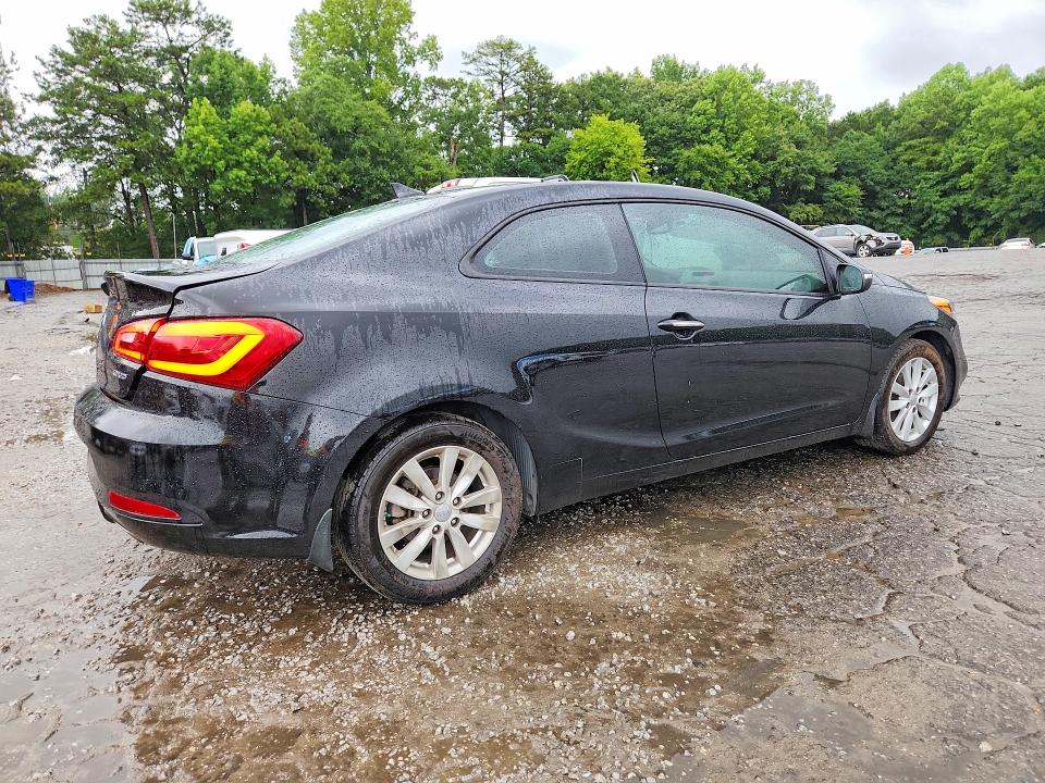 2015 Kia Forte VIN KNAFX6A81F5402860 COPART salvage auction — MINOR DENT/SCRATCHES, GA - CERT OF TITLE-SALVAGE, sold $775 on 2026-07-31 (photo 3)