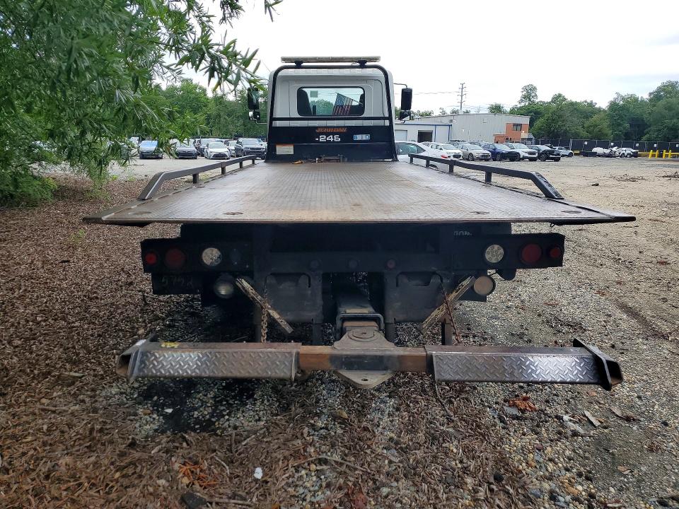 2015 Hino All other VIN 5PVNE8JP4F4S51090 COPART salvage auction — MINOR DENT/SCRATCHES, CT, sold $7,700 on 2026-07-28 (photo 6)