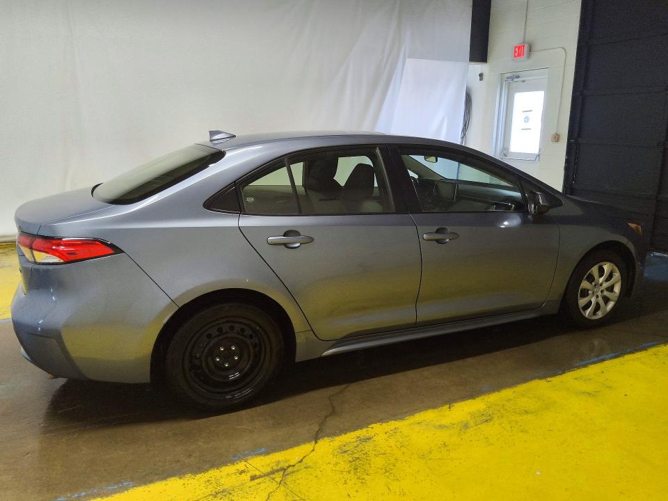 2021 Toyota Corolla VIN JTDEPMAE7MJ151355 COPART salvage auction — MINOR DENT/SCRATCHES, FL - CERTIFICATE OF TITLE, sold $1,550 on 2026-07-30 (photo 3)