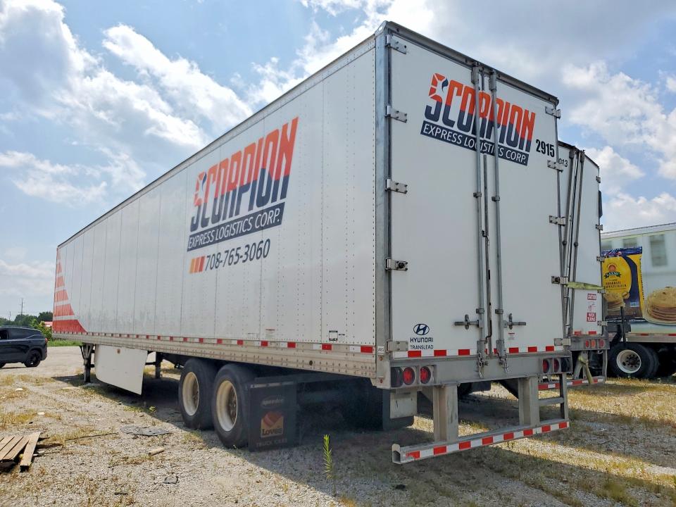 2023 Hyundai translead inc . VIN 3H3V532K4PS512440 COPART salvage auction — SIDE, OK - CERTIFICATE OF TITLE, sold $6,000 on 2026-07-28 (photo 2)