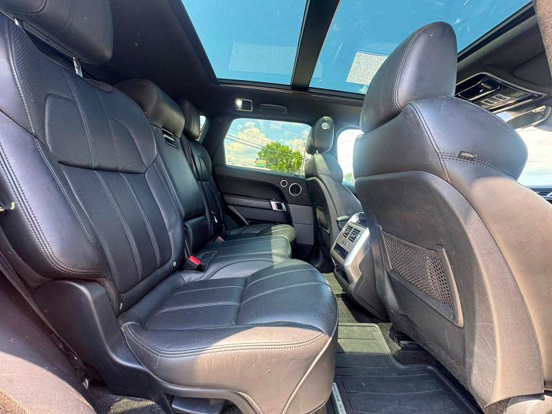 2017 Land rover Rangerover VIN SALWR2FV6HA148747 COPART salvage auction — NORMAL WEAR, CT, sold $6,800 on 2026-07-17 (photo 6)