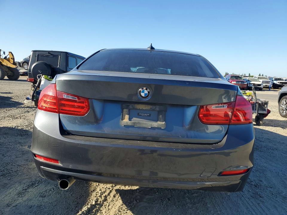 2014 BMW 3 series VIN WBA3B1C55EPV79566 COPART salvage auction — FRONT END, Ca - Dis/Dlr/Exp Only Clean Title, sold $900 on 2026-07-14 (photo 6)