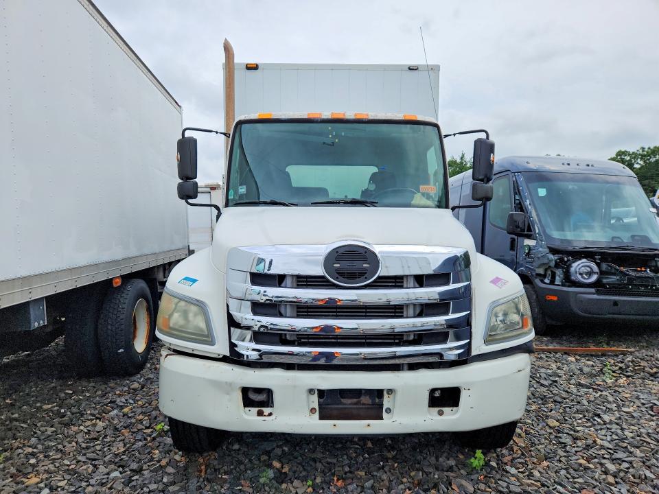 2011 Hino All other VIN 5PVNV8JV2B4S51937 COPART salvage auction — MECHANICAL, TX - CERTIFICATE OF TITLE, sold $275 on 2026-07-28 (photo 5)
