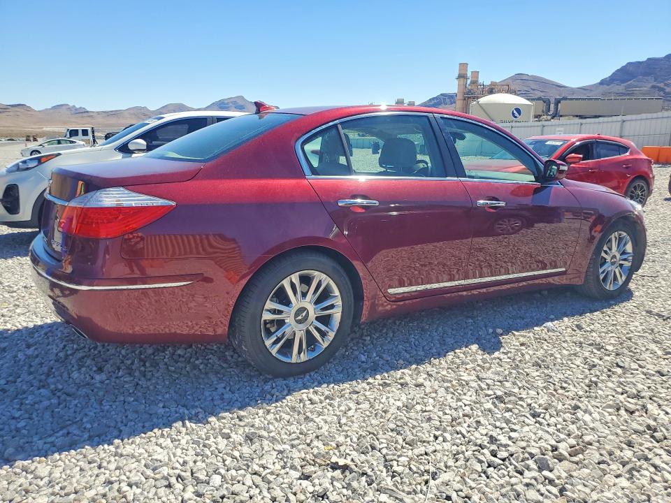 2011 Hyundai Genesis VIN KMHGC4DF7BU122096 COPART salvage auction — SIDE, Nv - Salvage Title, sold $725 on 2026-07-27 (photo 3)