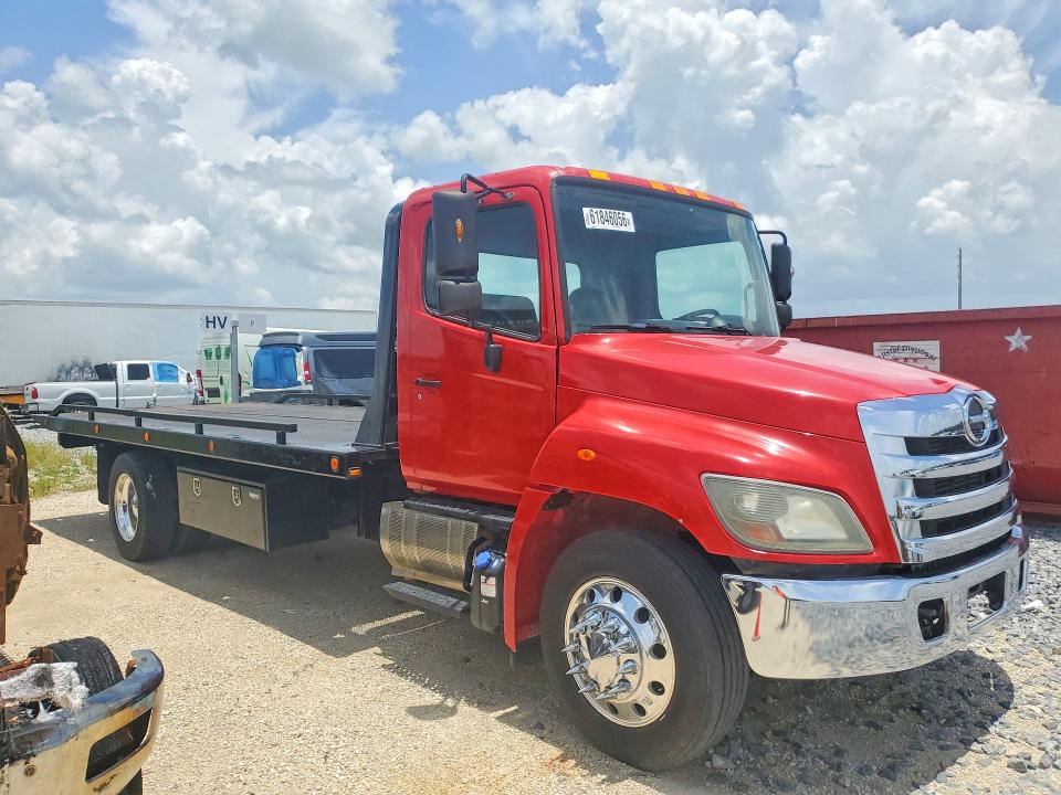 2014 Hino All other VIN 5PVNJ8JT1E4S55119 COPART salvage auction — NORMAL WEAR, FL - CERTIFICATE OF TITLE, sold $11,200 on 2026-07-28 (photo 4)