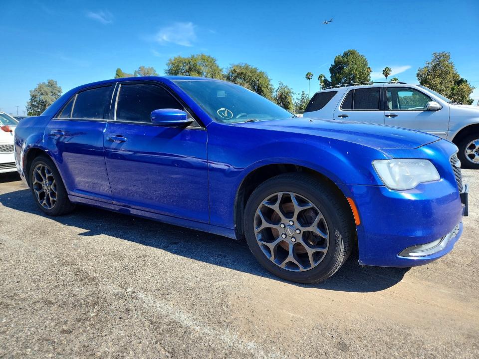 2019 Chrysler 300 VIN 2C3CCAGGXKH536826 COPART salvage auction — MECHANICAL, Ca - Certificate Of Title, sold $1,200 on 2026-07-31 (photo 4)