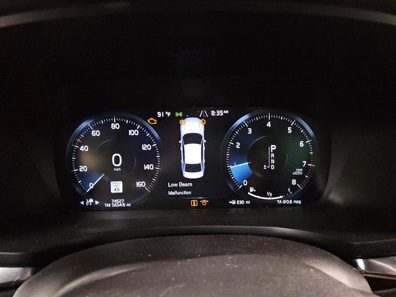 2019 Volvo S60 VIN 7JR102FM7KG006335 COPART salvage auction — MINOR DENT/SCRATCHES, TX - CERTIFICATE OF TITLE, sold $2,250 on 2026-07-30 (photo 9)