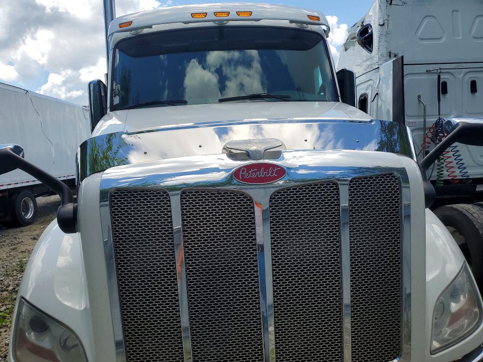 2018 Peterbilt All other VIN 1XPBDP9X3JD473714 COPART salvage auction — NORMAL WEAR, OH - CERTIFICATE OF TITLE, sold $10,900 on 2026-08-12 (photo 5)