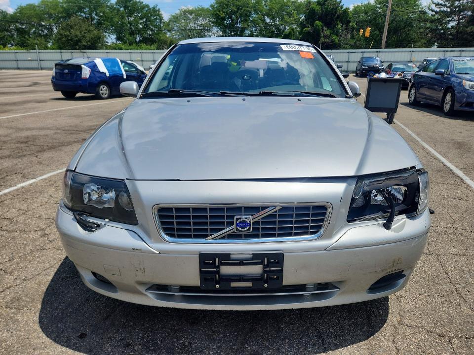 2004 Volvo S80 VIN YV1TS92D441360278 COPART salvage auction — ALL OVER, OH - CERT OF TITLE-SALVAGE, sold $300 on 2026-07-31 (photo 5)