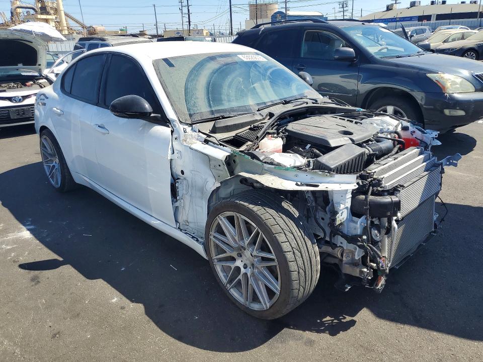2024 Alfa romeo Giulia VIN ZARFAMAN8R7677526 COPART salvage auction — FRONT END, LQ, sold $5,400 on 2026-08-03 (photo 4)