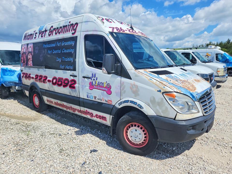 2010 Freightliner Sprinter VIN WDYPE7CC1A5486101 COPART salvage auction — MECHANICAL, RB, sold $600 on 2026-08-12 (photo 4)