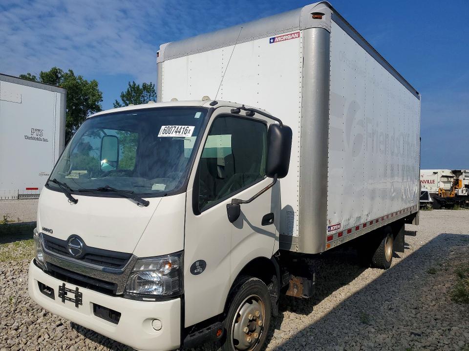 2015 Hino All other VIN JHHSDM2H1FK002972 COPART salvage auction — MINOR DENT/SCRATCHES, CT, sold $3,150 on 2026-07-20 (photo 1)