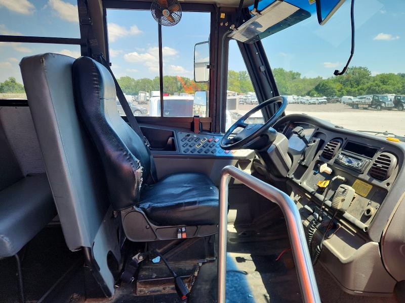 2012 Thomas Unknown VIN 4UZABRDT5CCBK4998 COPART salvage auction — NORMAL WEAR, CT, sold $2,000 on 2026-10-16 (photo 5)