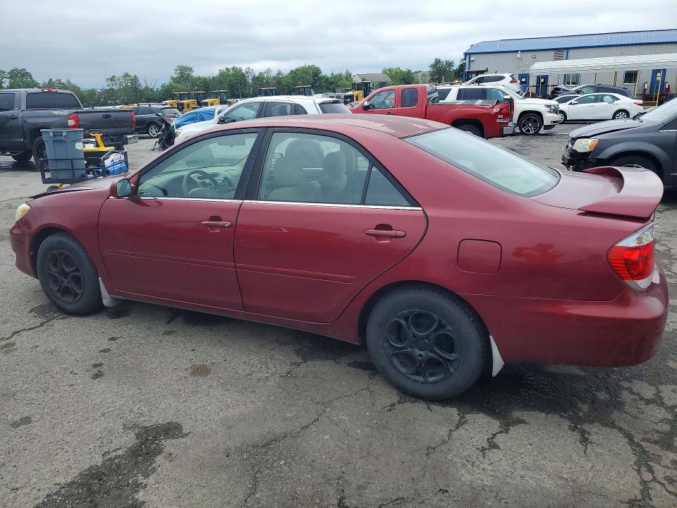 2005 Toyota Camry VIN JTDBE32K753005941 COPART salvage auction — NORMAL WEAR, CT, sold $475 on 2026-07-24 (photo 2)