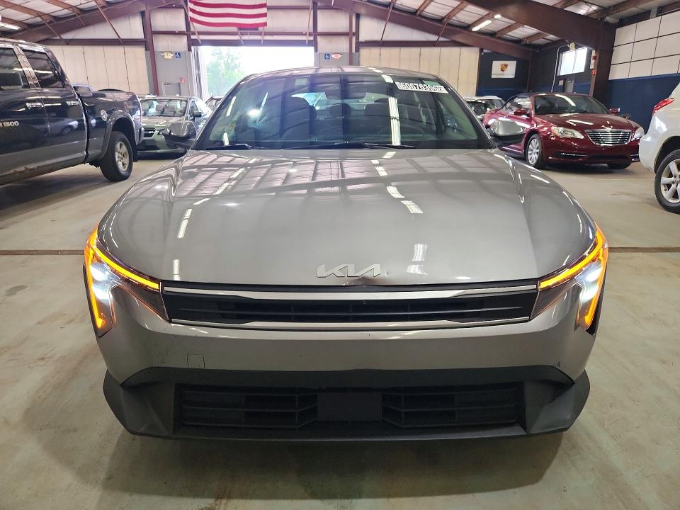 2025 Kia All other VIN 3KPFT4DE6SE054475 COPART salvage auction — FRONT END, Fl - Certificate Of Title, sold $13,600 on 2026-07-22 (photo 5)