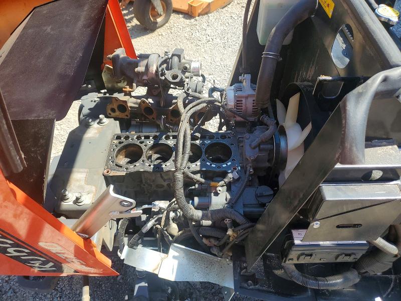2023 Kubota F3710 VIN KBGKDCD0JP1F10094 COPART salvage auction — WATER/FLOOD, BS, sold $6,500 on 2026-07-31 (photo 9)
