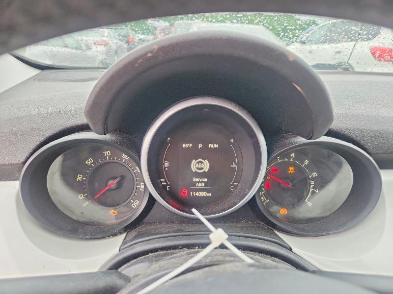 2016 Fiat 500 VIN ZFBCFXBTXGP468530 COPART salvage auction — MINOR DENT/SCRATCHES, Ma - Cert Of Title-Reconstrctd Coll, sold $575 on 2026-08-05 (photo 9)