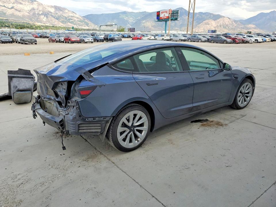 2022 Tesla Model 3 VIN 5YJ3E1EA7NF372482 COPART salvage auction — REAR END, Ut - Certificate Of Title, sold $200 on 2026-07-22 (photo 3)