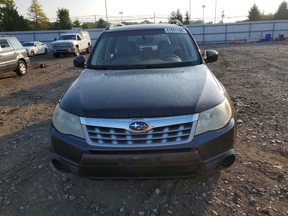 2011 Subaru Forester VIN JF2SHADC3BH735492 COPART salvage auction — MINOR DENT/SCRATCHES, MD - CERTIFICATE OF TITLE, sold $750 on 2026-07-27 (photo 5)