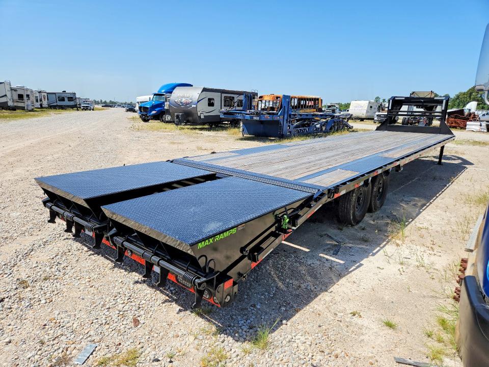 2026 Load trail All models VIN 4ZEGP3627T1378198 COPART salvage auction — NORMAL WEAR, TN - CERTIFICATE OF TITLE (P), sold $9,500 on 2026-08-18 (photo 3)
