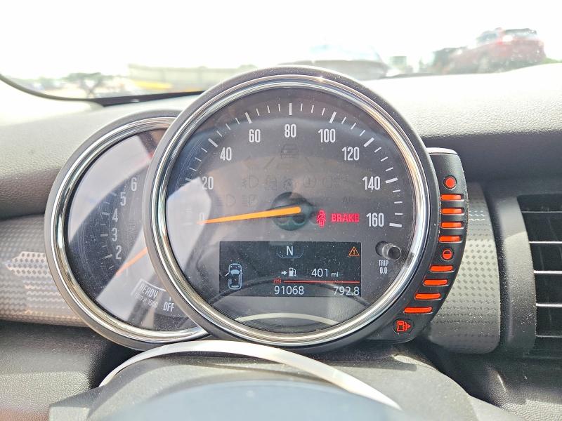 2016 Mini Cooper VIN WMWXP5C53GT739805 COPART salvage auction — FRONT END, Mi - Certificate Of Title, sold $800 on 2026-08-19 (photo 9)