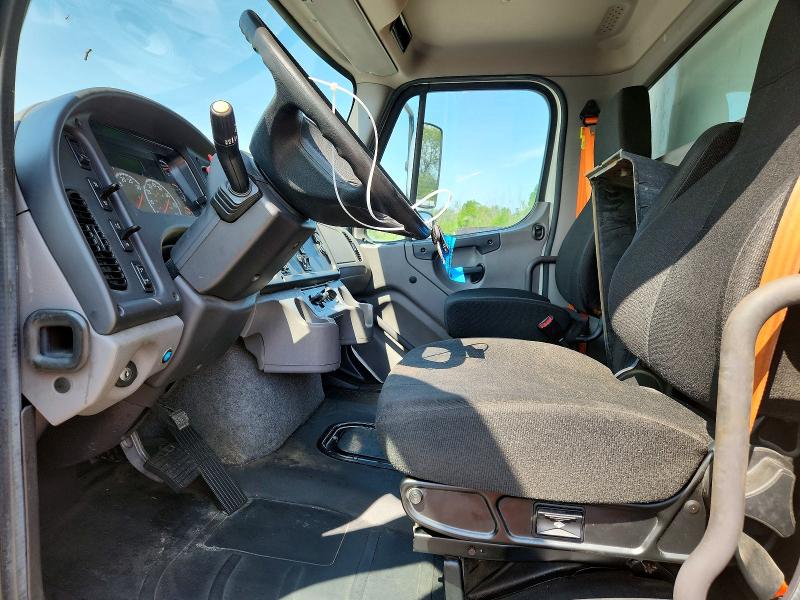 2020 Freightliner All other VIN 3ALHCYD29LDMD2523 COPART salvage auction — NORMAL WEAR, TX - CERTIFICATE OF TITLE (P), sold $10,600 on 2026-07-23 (photo 7)