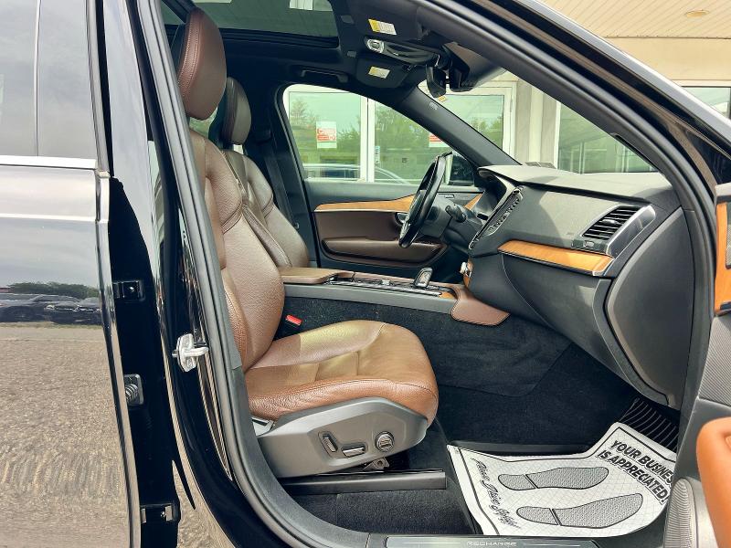 2021 Volvo Xc90 VIN YV4BR0CK0M1756470 COPART salvage auction — MINOR DENT/SCRATCHES, PA - CERT OF TITLE (P), sold $16,400 on 2026-07-27 (photo 5)