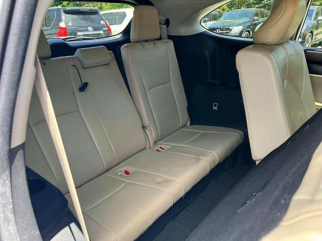2021 Toyota Highlander VIN 5TDYARAH5MS006372 COPART salvage auction — MINOR DENT/SCRATCHES, Tx - Certificate Of Title (P), sold $18,500 on 2026-07-31 (photo 9)