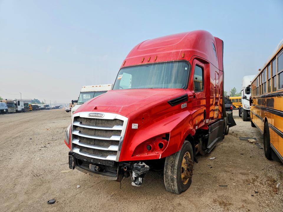 2019 Freightliner Cascadia 126 VIN 1FUJHHDR9KLKE3901 — COPART salvage auction photo