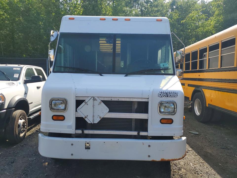 2007 Freightliner All other VIN 4UZABMBW87CY11749 COPART salvage auction — MECHANICAL, CT, sold $325 on 2026-07-09 (photo 5)